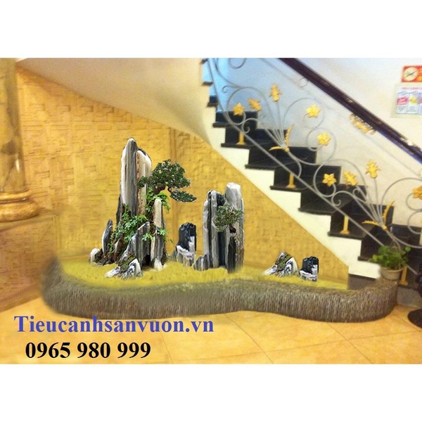 hon-non-bo-gam-cau-thang-nbs899
