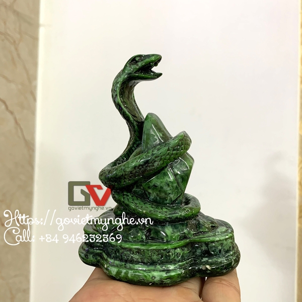 Tượng đá trang trí phong thủy tượng con Rắn ôm tài lộc phong thủy bàn làm việc - Chiều Cao 11cm - Xanh lục bích