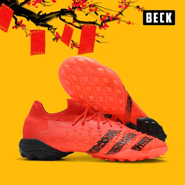 giay-bong-da-adidas-predator-freak-1-do-vach-den-co-lung-tf