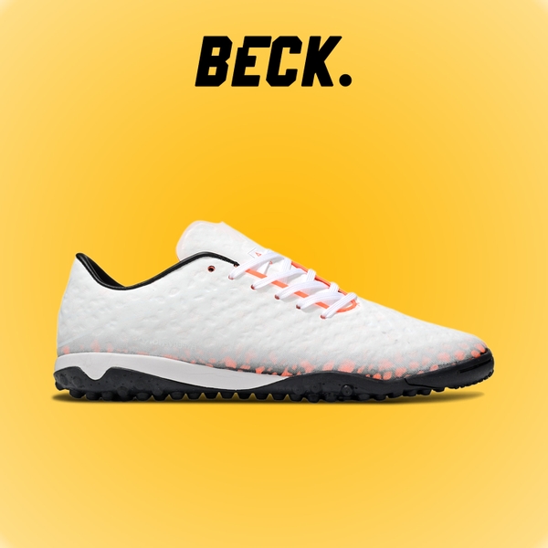 giay-bong-da-nike-hypervenom-transform-trang-do-cam-chuyen-mau-de-dem-tf
