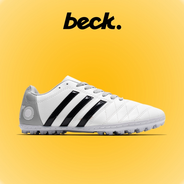 giay-bong-da-wika-3-soc-toni-kroos-trang-got-bac