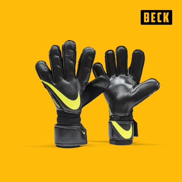 gang-tay-nike-vapor-grip-3-den-vach-non-chuoi-khong-xuong