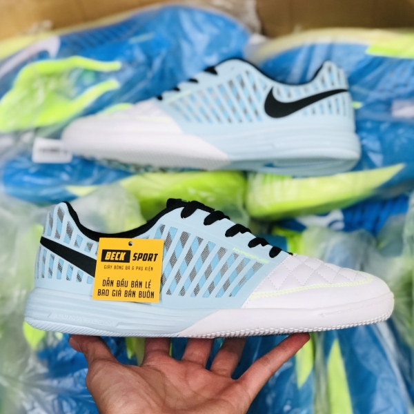 giay-bong-da-nike-lunar-gato-ii-trang-got-xanh-ngoc-vach-den-ic