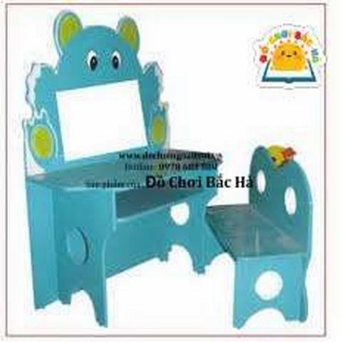 Bàn ghế kidmart mầm non hình gấu B307