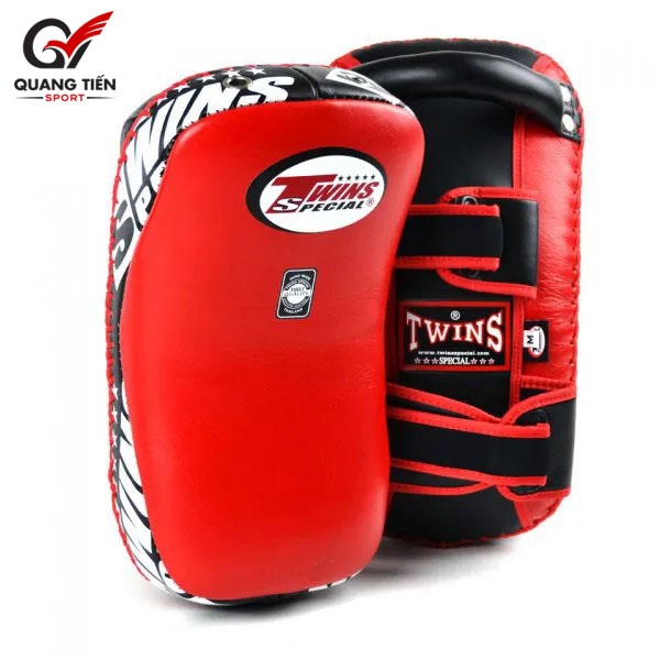 ĐÍCH ĐÁ TWINS KICK PADS KPL10 – BLACK RED (ĐEN ĐỎ)