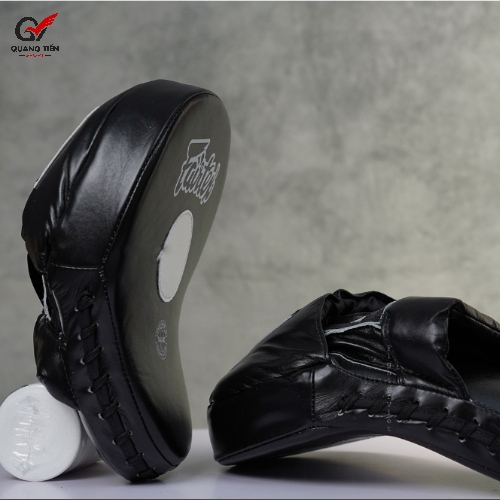 Đích Đấm Fairtex FMV9