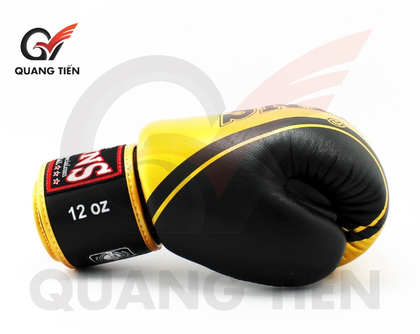 Găng Tay Boxing Twins Họa Tiết – VÀNG ĐEN