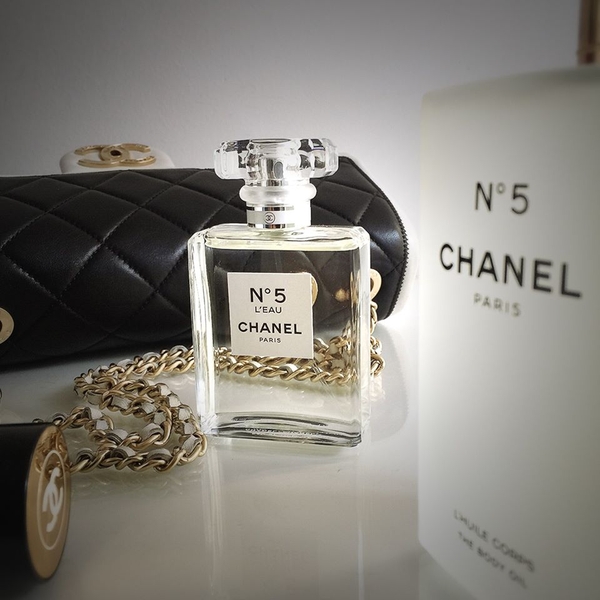 Mua Nước Hoa Chanel No 5 LEau EDT 50ml  Chanel  Mua tại Vua Hàng Hiệu  h003918