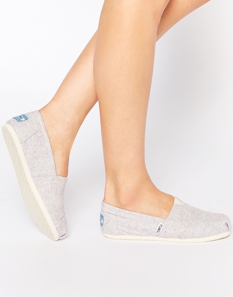 giay-bet-toms