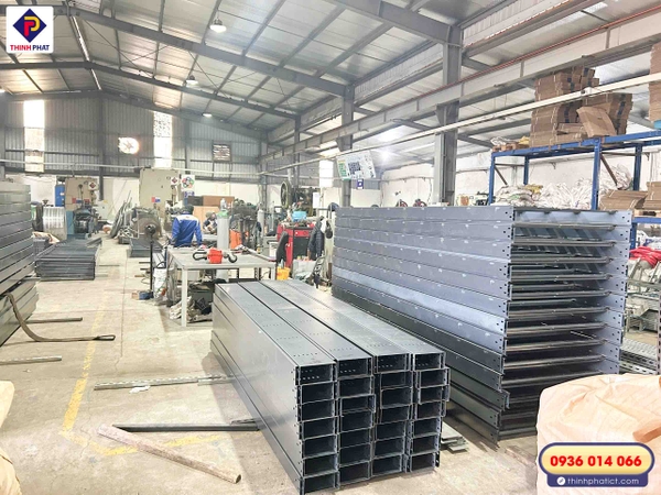Xưởng sản xuất thang máng cáp
