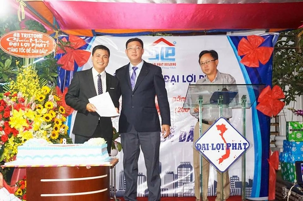 đại lợi phát - vì kèo thép nhẹ vntruss - thi công mái ngói  - tăng tốc để dẫn đầu