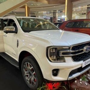 Ford Everest 2.0L Titanium Bi-Turbo 4x4 AT cao cấp (2 cầu, số tự động)