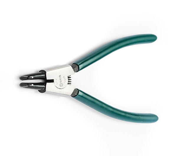 Kìm mở phe ngoài mũi cong SATA 5 inch 72021