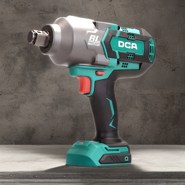 Máy siết buloong dùng pin DCA ADPB998Z