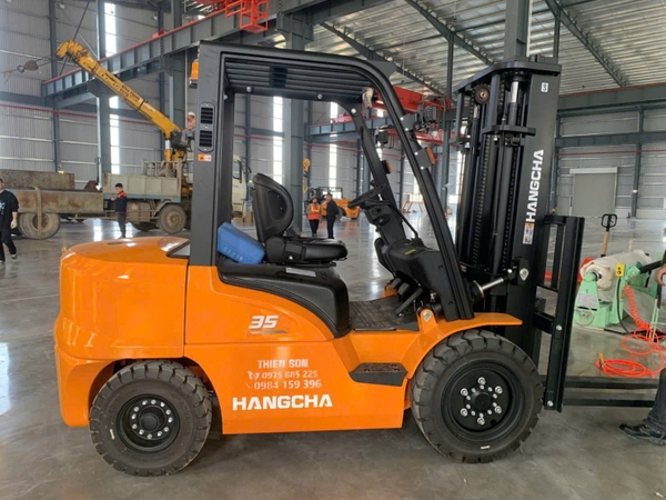xe-nang-dau-hangcha-3.5T