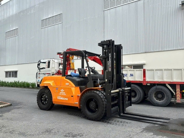 xe-nang-dien-10T