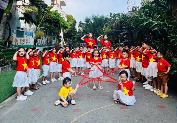 Nhà ở xã hội Thiên Phát - Mầm Non Thanh Bình Chào Mừng Đại Lễ 50 Năm Ngày Giải Phóng Miền Nam, Thống Nhất Đất Nước 30/4/1975 - 30/4/2025