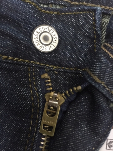 Dấu hiệu một chiếc quần jeans tốt