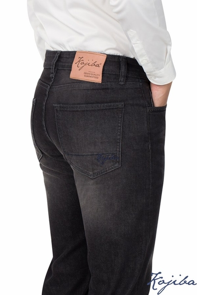 Tiêu chí nào đánh giá một thương hiệu quần Jean nam thời thượng?