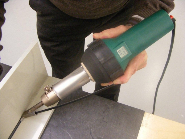 Hướng Dẫn Hàn Ống Nhựa PVC Bằng Keo Dán Và Máy Hàn Khí Nóng