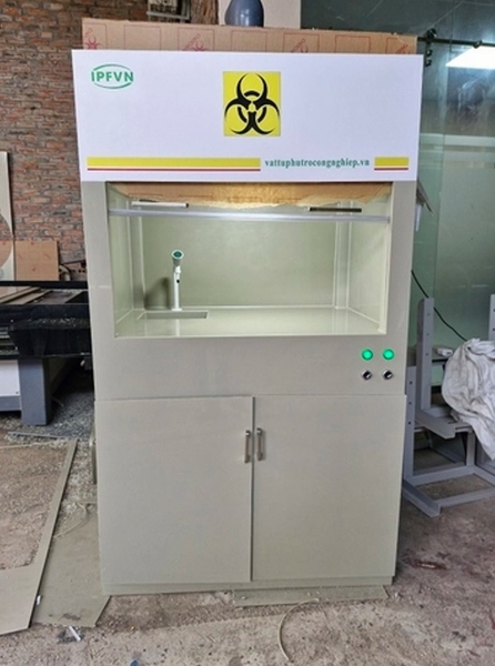 Những đặc tính và lợi ích vượt trội của tủ hút khí độc nhựa PP mà bạn chưa biết