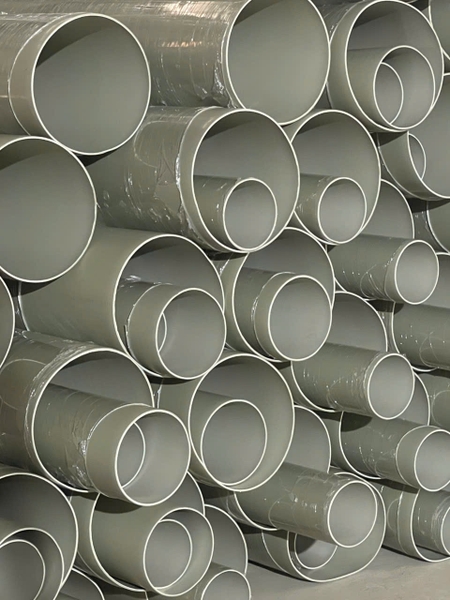 Tính cơ học và tuổi thọ của ống nhựa PP và PVC trong công trình nhà máy