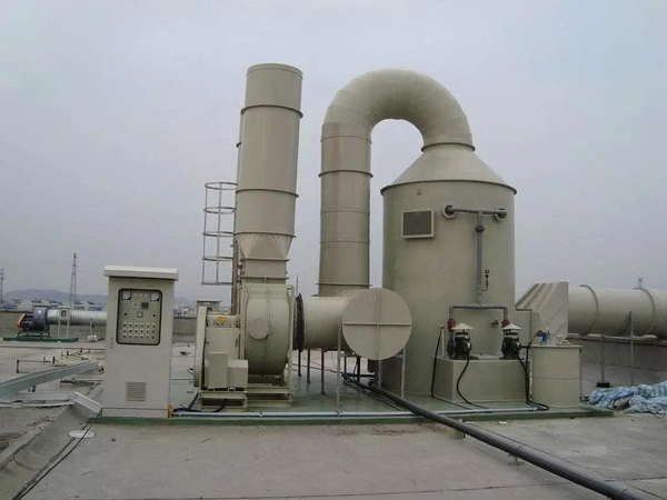 Kết hợp tháp hấp thụ với cyclone, túi vải lọc bụi, venturi – Giải pháp xử lý khí thải toàn diện và hiệu quả