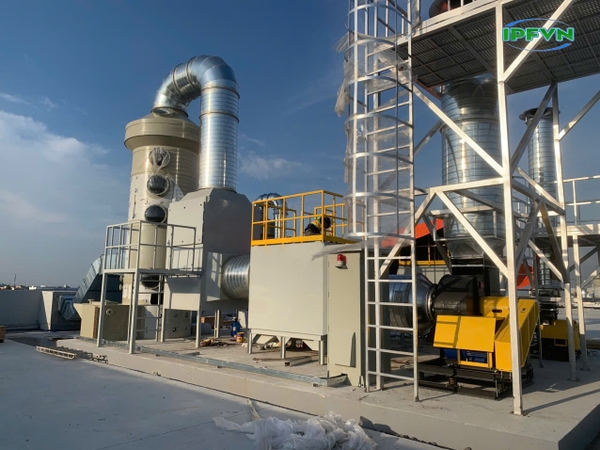 Tháp hấp phụ xử lý hơi dầu – mỡ – hydrocarbon.