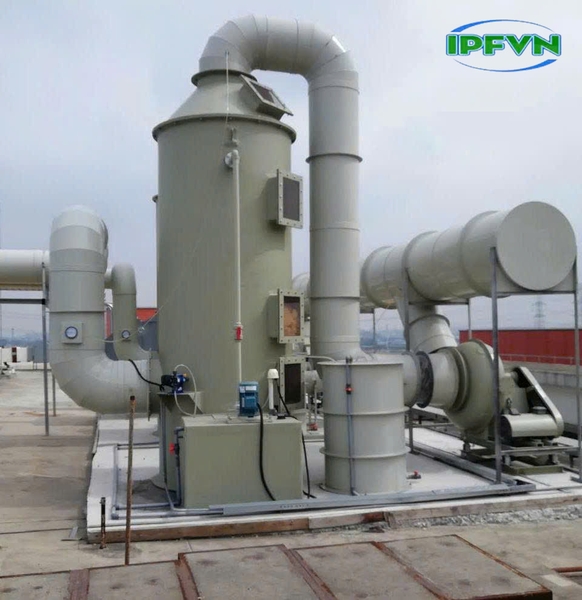 Scrubber cho nhà máy nằm trong khu dân cư.