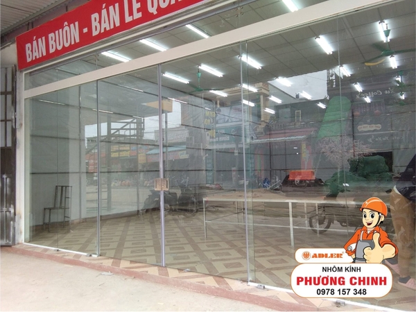 CÁCH THÁO CỬA KÍNH THỦY LỰC AN TOÀN