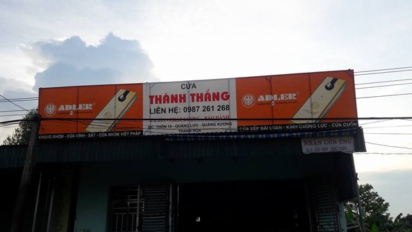 Cửa thủy lực mang lại vẻ đẹp hiện đại cho ngôi nhà Việt