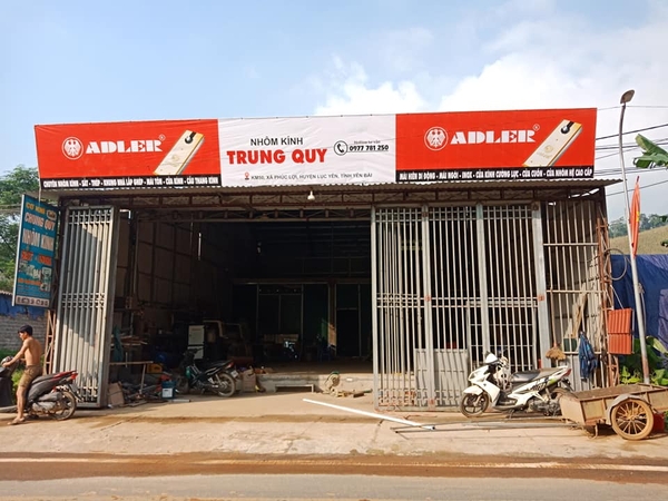 VÌ SAO BIỂN BẠT QUẢNG CÁO HAY BỊ BẠC MÀU?