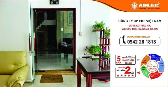 ỒN MÀ KHÔNG ỒN: TÍNH NĂNG TUYỆT DIỆU CỦA CỬA KÍNH BẢN LỀ SÀN