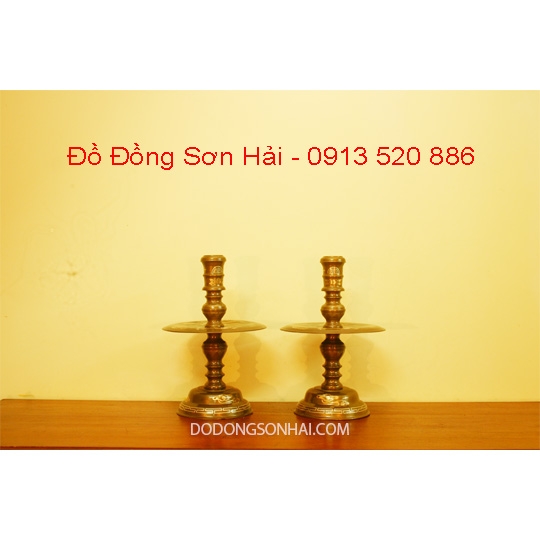 Chân nến bằng đồng tam khí của đỉnh đồng tam khí cao 45cm
