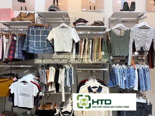 Mẫu kệ treo quần áo bạn không thể bỏ qua khi mở shop thời trang.