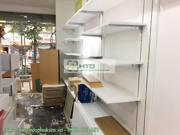 Kệ trưng bày hàng hóa cho shop thời trang cửa hàng bán lẻ - tự lắp đặt