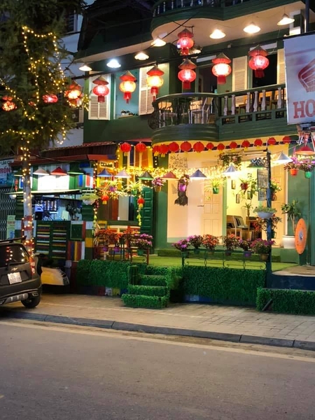 Nhà đẹp Lào Cai thi công tranh dán tường 3D tại A Páo Coffee & Tea Sapa