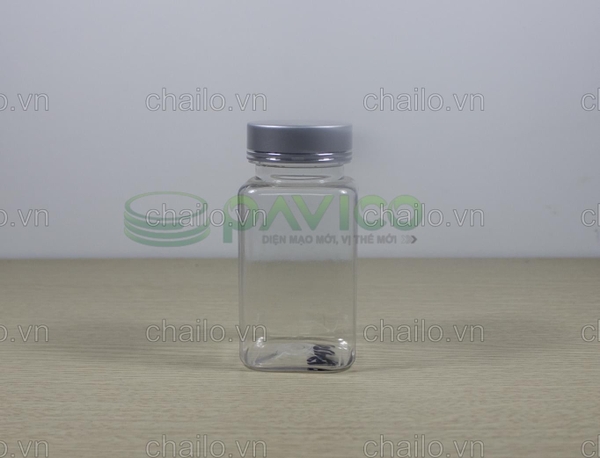 vo-chai-lo-pet-vuong-dung-thuoc-vien