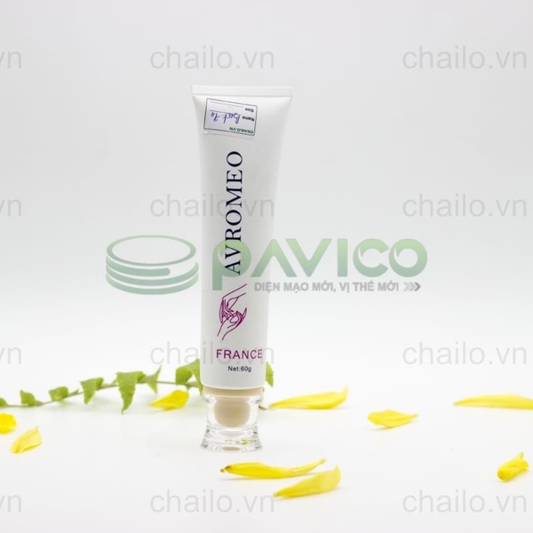 vo-tuyp-nhua-dung-my-pham-nap-acrylic-60g-t-12