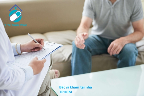 bác sĩ khám tại nhà 