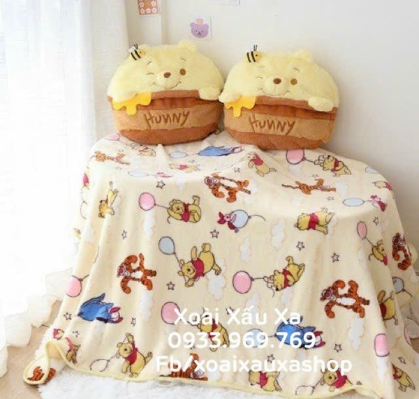 Gối mền du lịch 2in1 winnie the Pooh