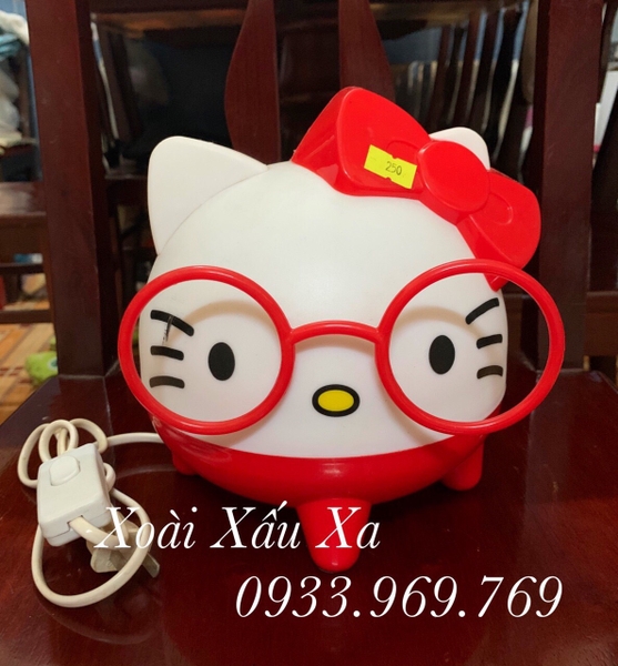 ĐÈN NGỦ HELLO KITTY ĐEO KÍNH