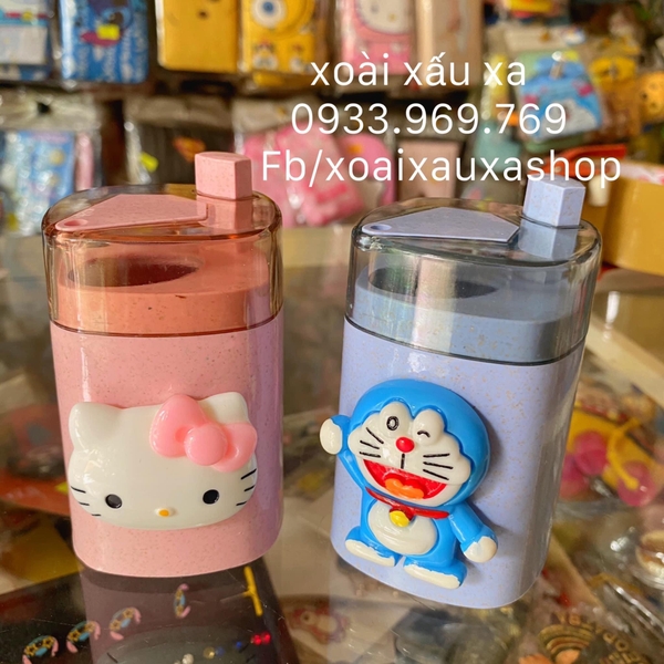 HỦ ĐỰNG TĂM DORAEMON, HELLO KITTY