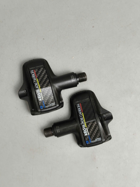 pedal-look-blade-carbon