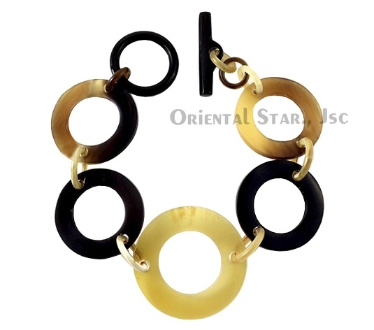 Horn circle bangle bracelet