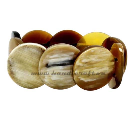 Horn & lacquer bangle bracelet