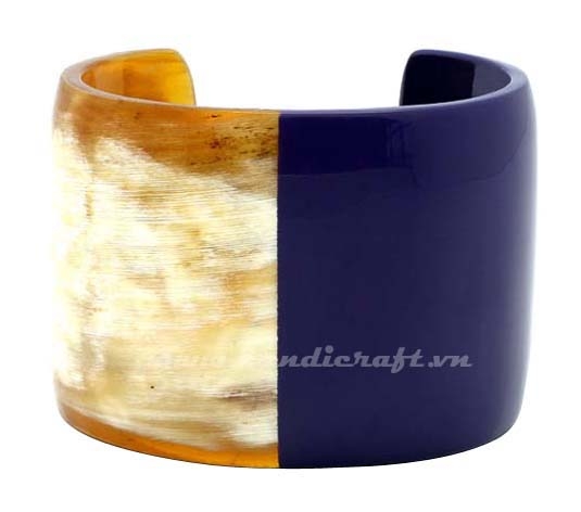 Horn & lacquer cuff bracelet