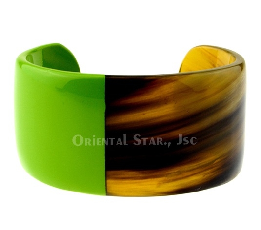 Horn & lacquer cuff bracelet