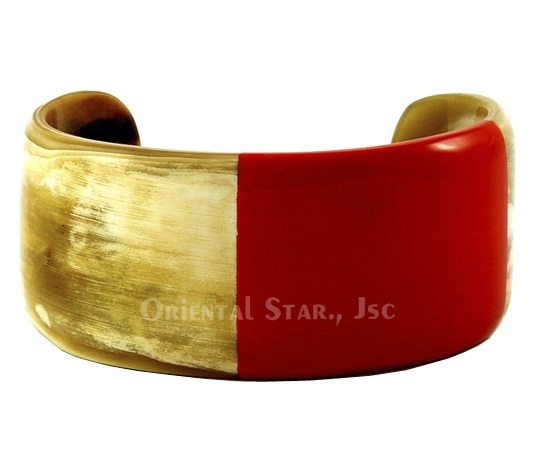 Horn & lacquer cuff bracelet