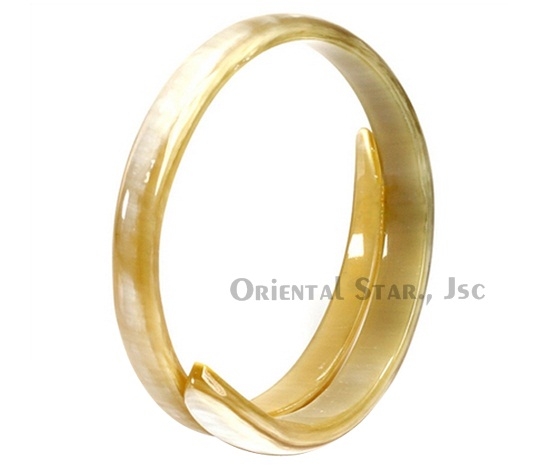 Natural rolling horn bangle bracelet